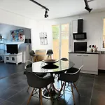 Ferienhaus Dormez Chez Artiste Peintre *