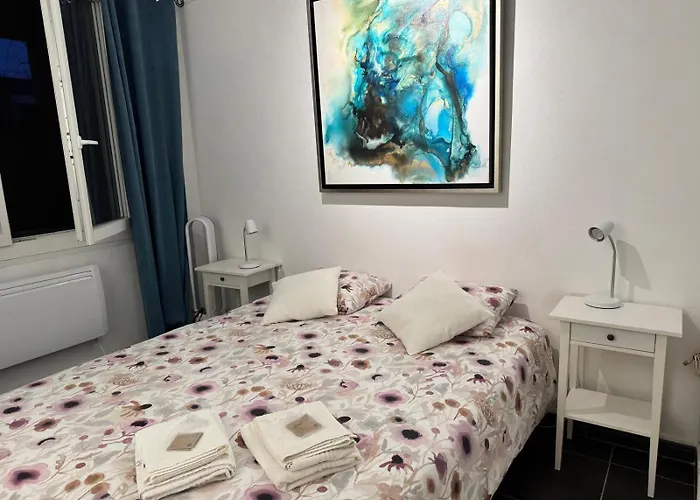 Dormez Chez Artiste Peintre Holiday home *